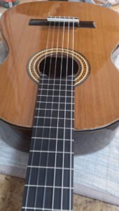 Violão restaurado
